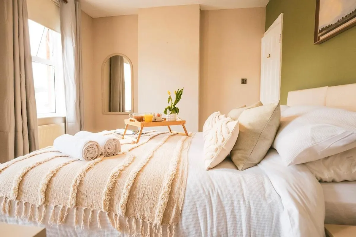 The Naunton Nook Apartment Cheltenham