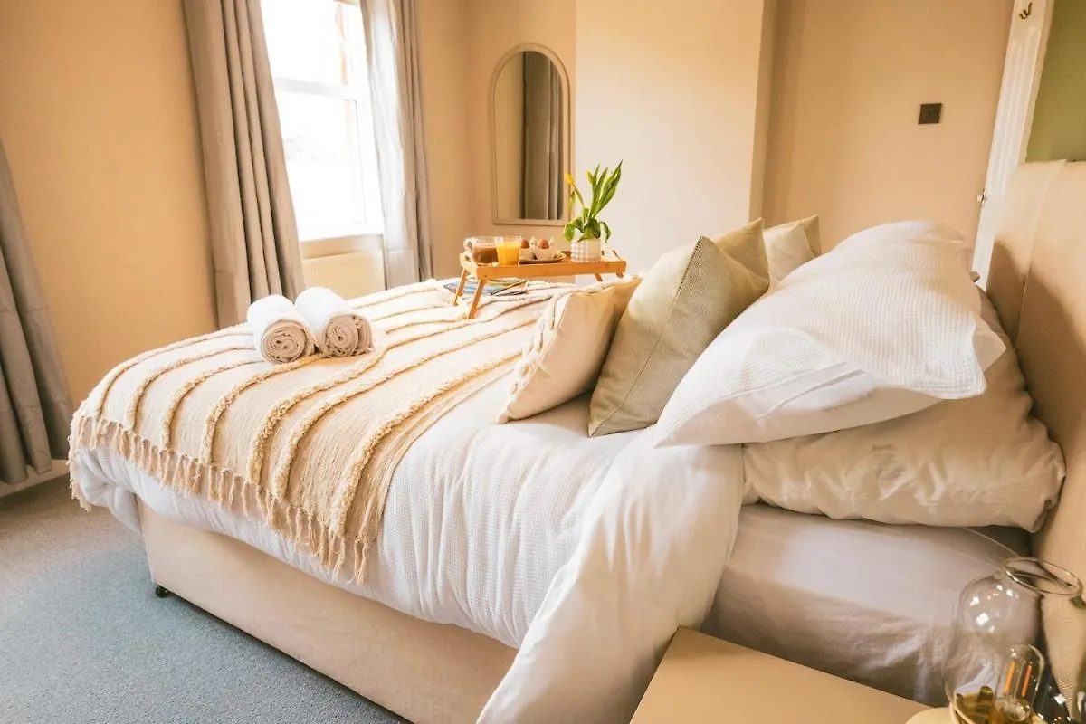 The Naunton Nook Apartment Cheltenham